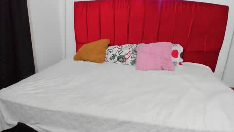 Snapshot of electra__moon chatting on 10.17.25 electra__moon online show from 10.17.25
