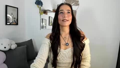 Snapshot of electra_hunt chatting on 07.18.26 Electra- Please help me reach 100 likes online show from 07.18.26