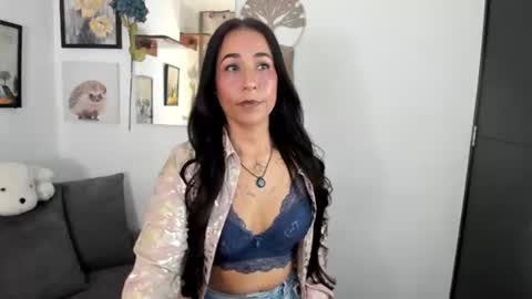 Snapshot of electra_hunt chatting on 07.29.26 Electra- Please help me reach 100 likes online show from 07.29.26