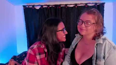 Snapshot of electricnightsxxx chatting on 07.26.26 LEXA CLARKE online show from 07.26.26