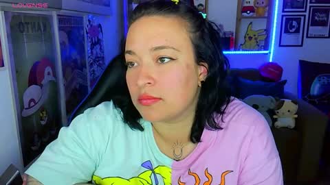 Snapshot of electricsapphire chatting on 09.16.25 Alejandra online show from 09.16.25