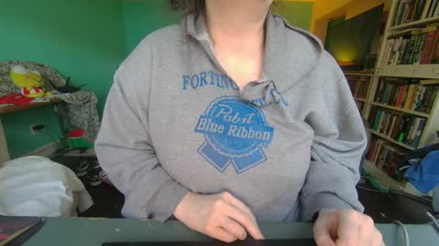 Snapshot of electrifiedlove_ chatting on 01.06.26 electrifiedlove_ online show from 01.06.26