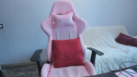 eleganc3 online show from 02.06.26