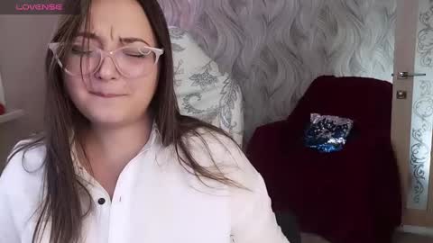 Snapshot of elegant_audacity chatting on 12.07.24 Rachel online show from 12.07.24