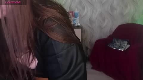 Snapshot of elegant_audacity chatting on 12.19.24 Rachel online show from 12.19.24