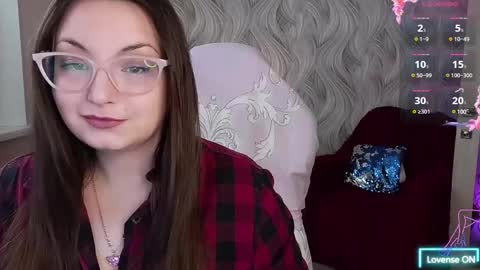 Snapshot of elegant_audacity chatting on 01.10.25 Rachel online show from 01.10.25