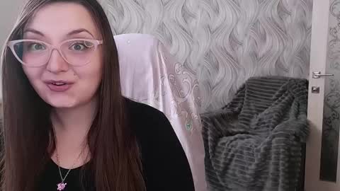 Snapshot of elegant_audacity chatting on 02.21.25 Rachel online show from 02.21.25