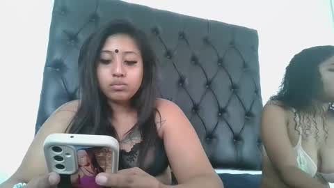 Kaykay online show from 11.11.25