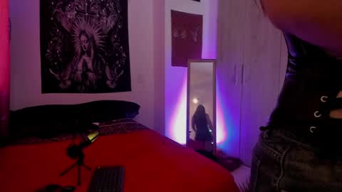 Snapshot of elektra_carey chatting on 05.27.26 elektra carey online show from 05.27.26