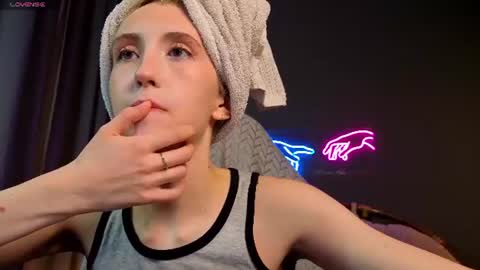 Elen  online show from 07.03.26