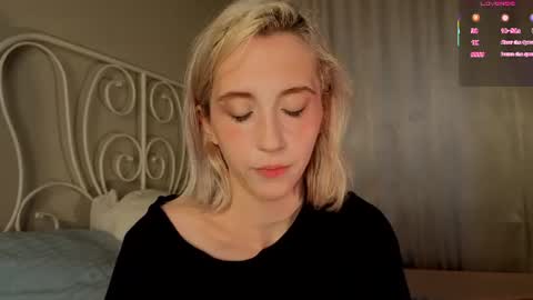 Elen  online show from 07.18.26