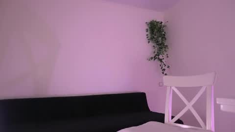 elena_li online show from 03.04.25
