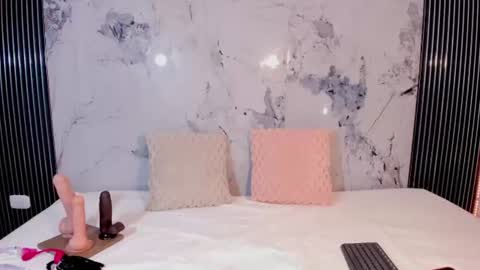 elena_wolff online show from 06.29.26