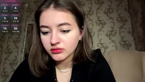 Snapshot of elenacastellani chatting on 03.09.26 Mia online show from 03.09.26