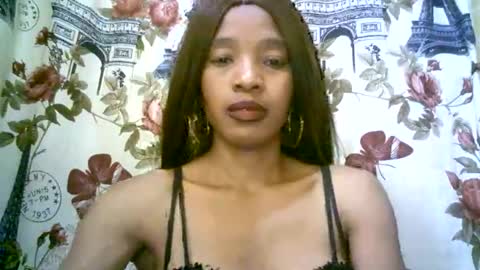 elenah013 online show from 11.24.25