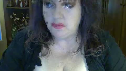 Snapshot of elenazed chatting on 02.20.25 ElenaZed online show from 02.20.25