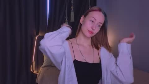 Snapshot of elenefrail chatting on 10.17.25 Isabella - streaming MondayTuesdayWednesdayFridaySaturdaySunday online show from 10.17.25