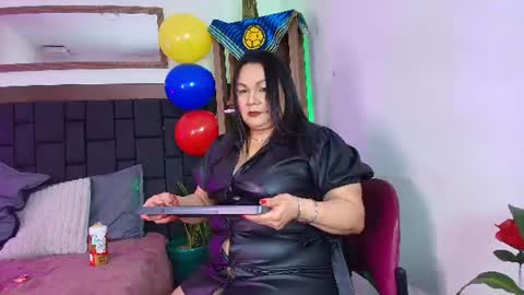 elenna_boobs_ online show from 07.03.26