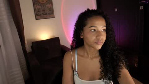 Snapshot of elenna_snow chatting on 12.21.24 Elenna online show from 12.21.24