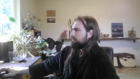 Snapshot of elephantfox chatting on 01.04.25 fox online show from 01.04.25