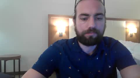 Snapshot of elephantfox chatting on 02.05.25 fox online show from 02.05.25