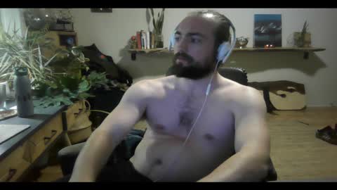 Snapshot of elephantfox chatting on 02.17.25 fox online show from 02.17.25