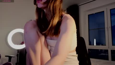 Elfie online show from 05.02.26