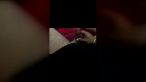 Snapshot of elgarcia04102003 chatting on 04.05.26 elgarcia04102003 online show from 04.05.26