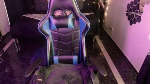 Snapshot of eliana_meaw chatting on 04.10.26 eliana_meaw online show from 04.10.26