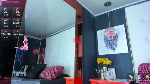 Snapshot of elianfoxter chatting on 11.08.25 ---Elian--- online show from 11.08.25