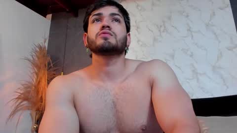 Snapshot of eliankeiser chatting on 11.07.25 Elian online show from 11.07.25