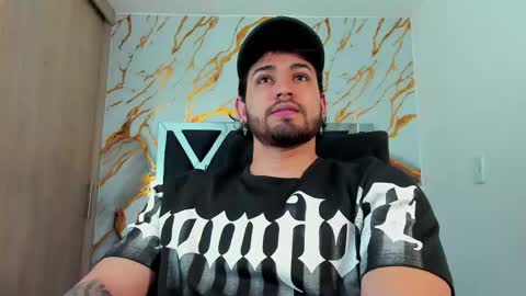 Snapshot of eliankeiser chatting on 06.03.26 Elian online show from 06.03.26