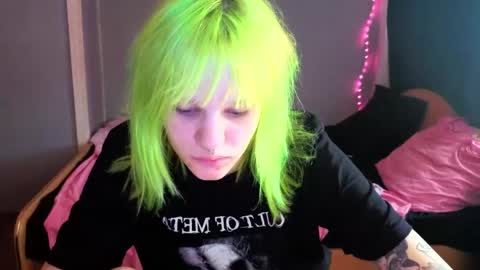 elieiza_xo online show from 04.24.26