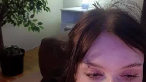 Ellie online show from 10.18.25