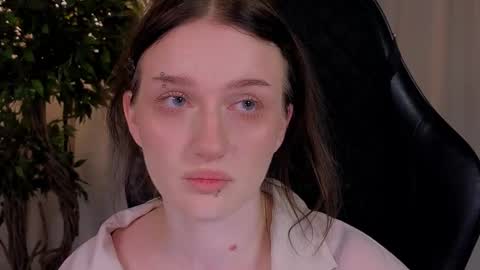 Ellie online show from 11.23.25