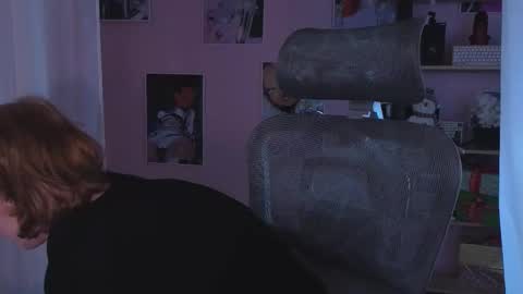 Ellie online show from 12.03.25