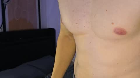 Snapshot of elijah_tall chatting on 02.05.26 elijah_tall online show from 02.05.26