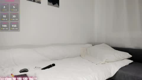 Snapshot of elimeowy chatting on 05.30.26 Hey Im Elizzi. Lets have fun and enjoy together online show from 05.30.26