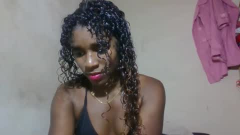 Snapshot of elina981 chatting on 05.16.26 elina981 online show from 05.16.26