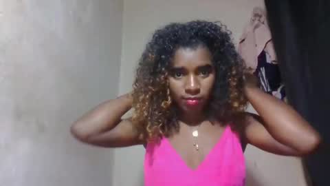 Snapshot of elina981 chatting on 06.01.26 elina981 online show from 06.01.26
