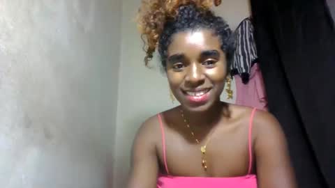 Snapshot of elina981 chatting on 06.06.26 elina981 online show from 06.06.26