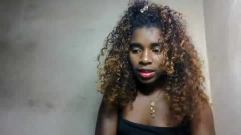 Snapshot of elina981 chatting on 06.14.26 elina981 online show from 06.14.26
