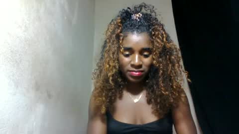Snapshot of elina981 chatting on 06.20.26 elina981 online show from 06.20.26