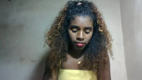 Snapshot of elina981 chatting on 06.23.26 elina981 online show from 06.23.26