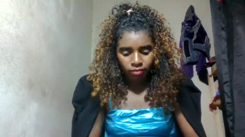 Snapshot of elina981 chatting on 06.28.26 elina981 online show from 06.28.26
