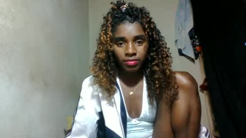 Snapshot of elina981 chatting on 07.01.26 elina981 online show from 07.01.26