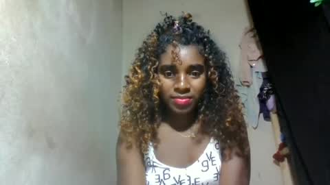 Snapshot of elina981 chatting on 07.02.26 elina981 online show from 07.02.26