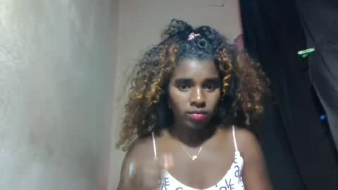 Snapshot of elina981 chatting on 07.10.26 elina981 online show from 07.10.26