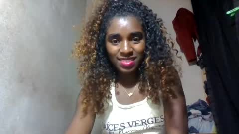 Snapshot of elina981 chatting on 07.16.26 elina981 online show from 07.16.26