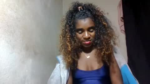 Snapshot of elina981 chatting on 07.19.26 elina981 online show from 07.19.26